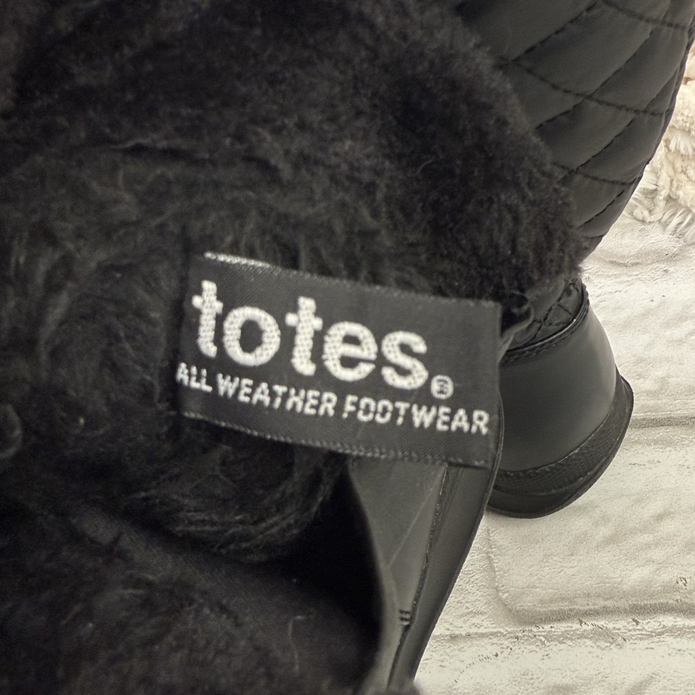 The Totes Jade Quilted Snow Boot Faux Fur Size 7M Black All Weather Winter Boots - Picture 12 of 13